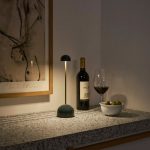 Die neue originelle, tragbare AkkuLeuchte Sips von Marset